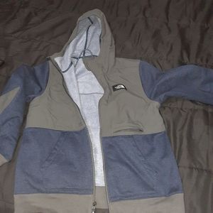 ⚠️🔥north face sweater